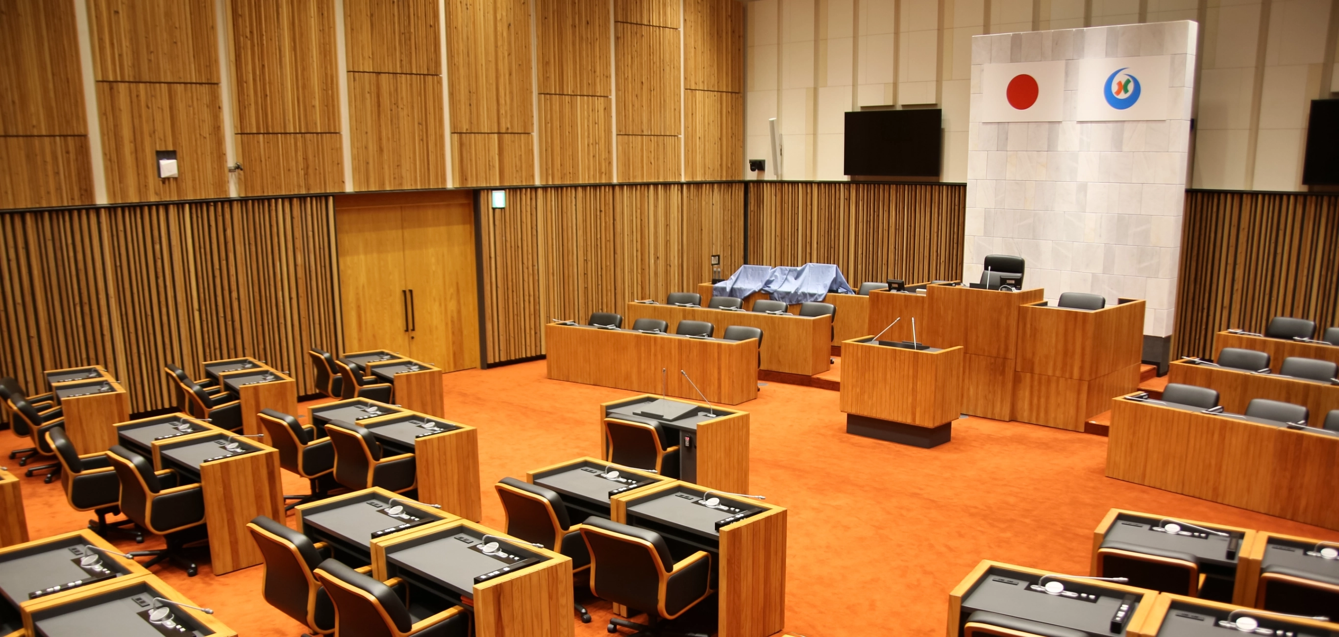市議会内観