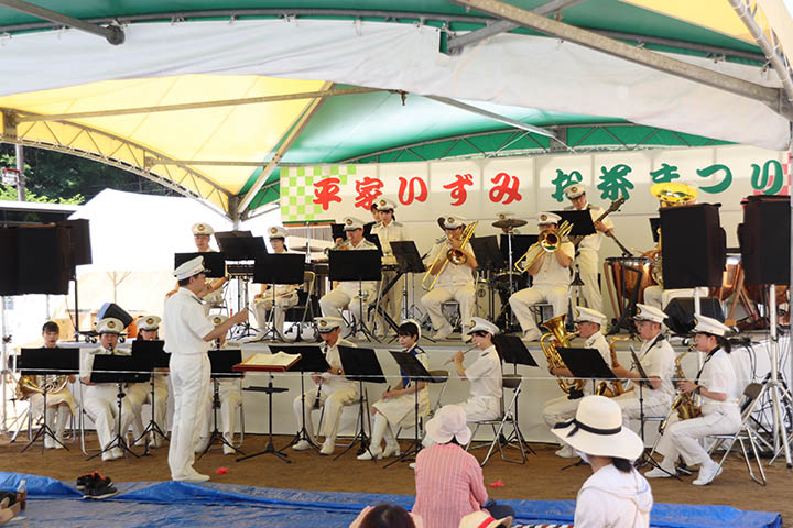 熊本県警察音楽隊による息のそろった演奏