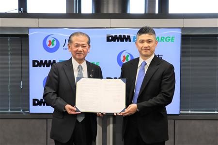 中村市長(左)と高橋副部長(右)