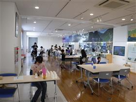 紙コップで作るクレーンゲーム1
