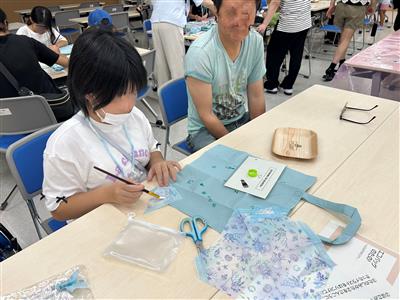 エコバッグペイント体験5