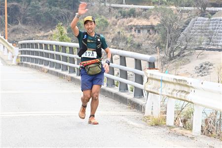 球磨川沿い