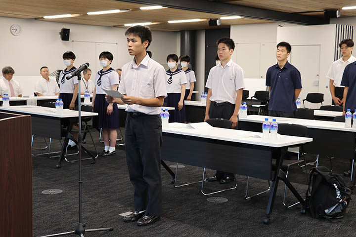 選手代表