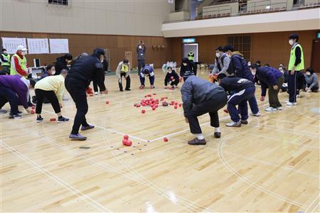 玉入れコロコロ