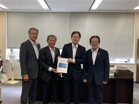 7.11-1034_大沢自治行政局長