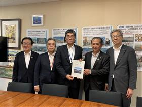 7.11-1138_稲田港湾局長