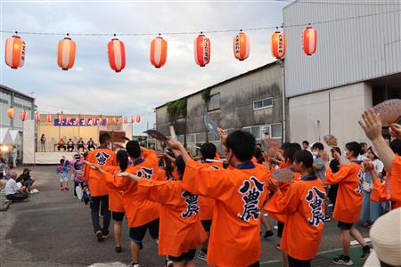 総踊り