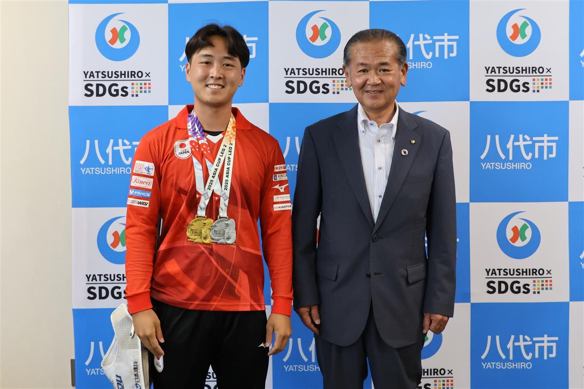 宮田選手と中村市長の画像