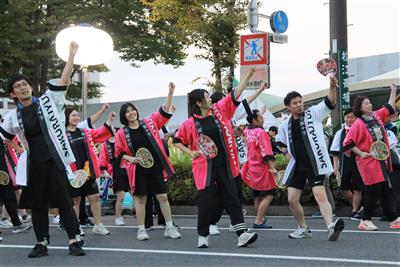 総踊り2