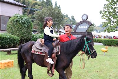 ふれあい動物園