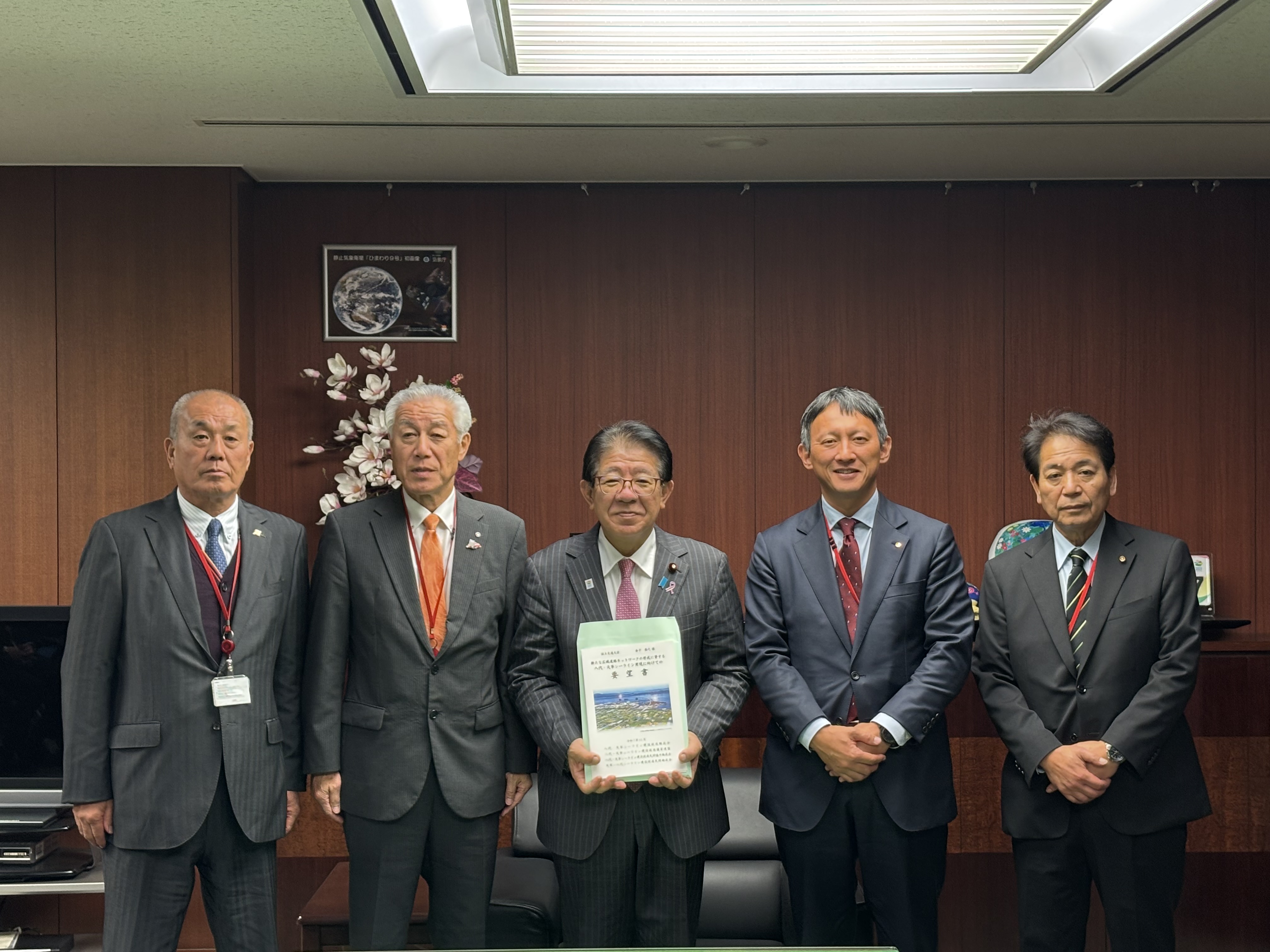 1118_1645_（国交省）○金子大臣 (1)