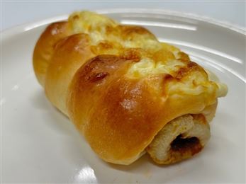 東陽せせらぎのちくワンドッグ　カレー味だワン
