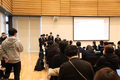 質疑応答の様子