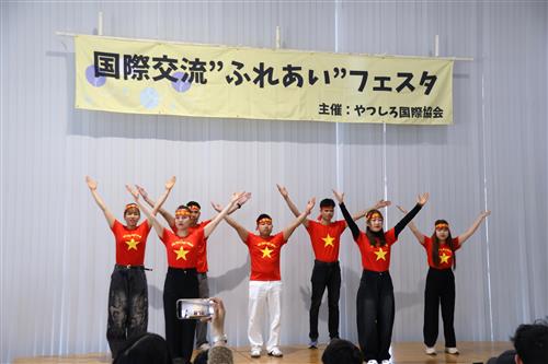 ダンスパフォーマンス