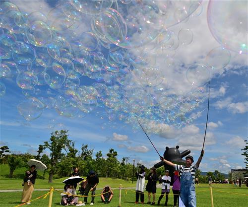 010_千野義明「シャボン玉とんだ」.JPG