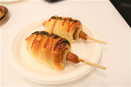 ④東陽せせらぎのちくワンドッグ