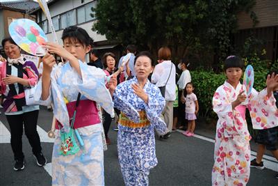 総踊りの様子