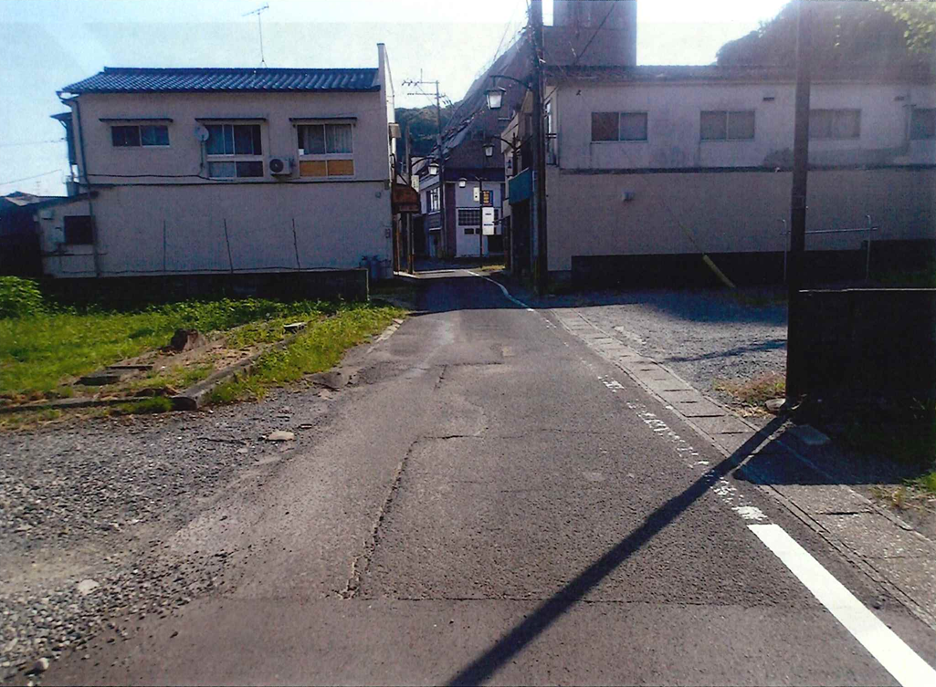 日奈久上西町道路整備事業（しゅん工前）