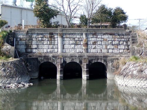 郡築二番町樋門