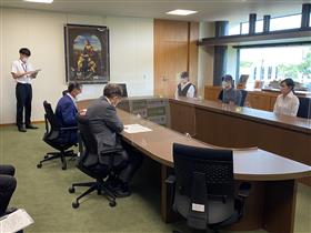 陸上