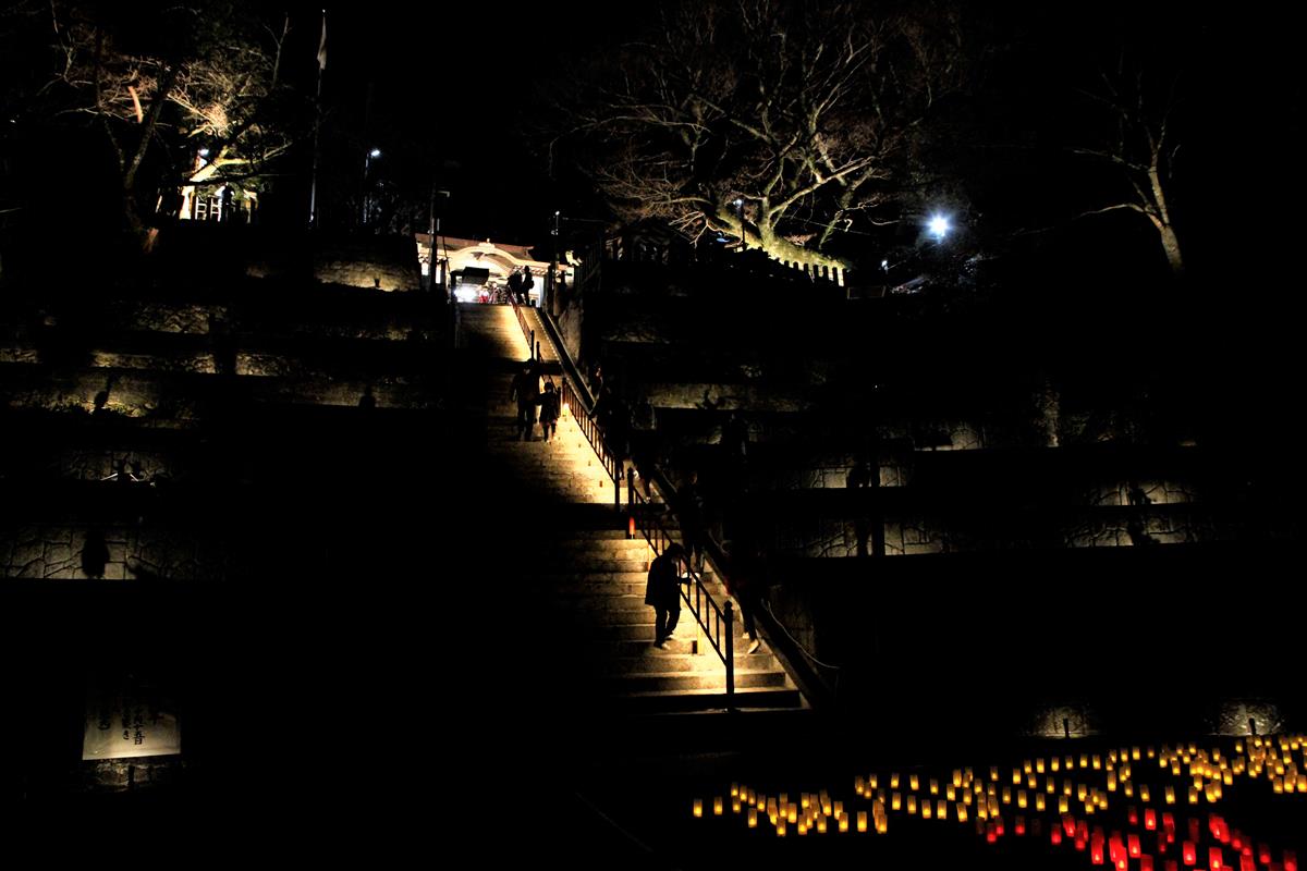 温泉神社ライトアップ